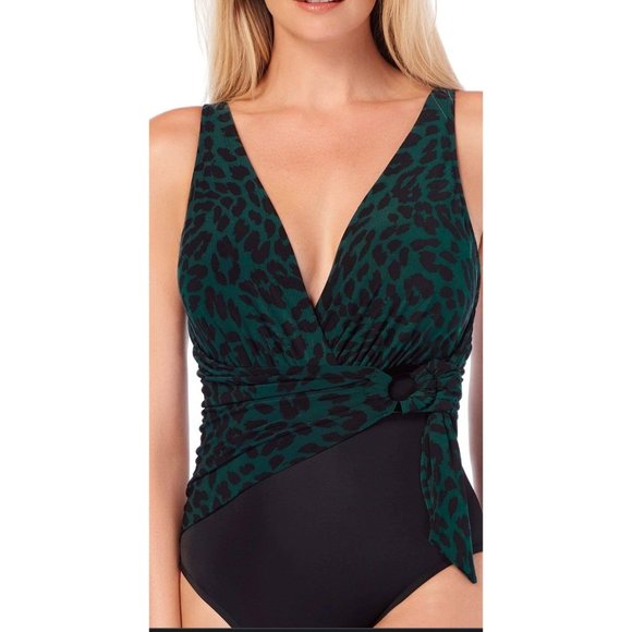 Magicsuit by Miraclesuit Black Green Slimming One piece Swim suit Size 8 - Picture 1 of 9